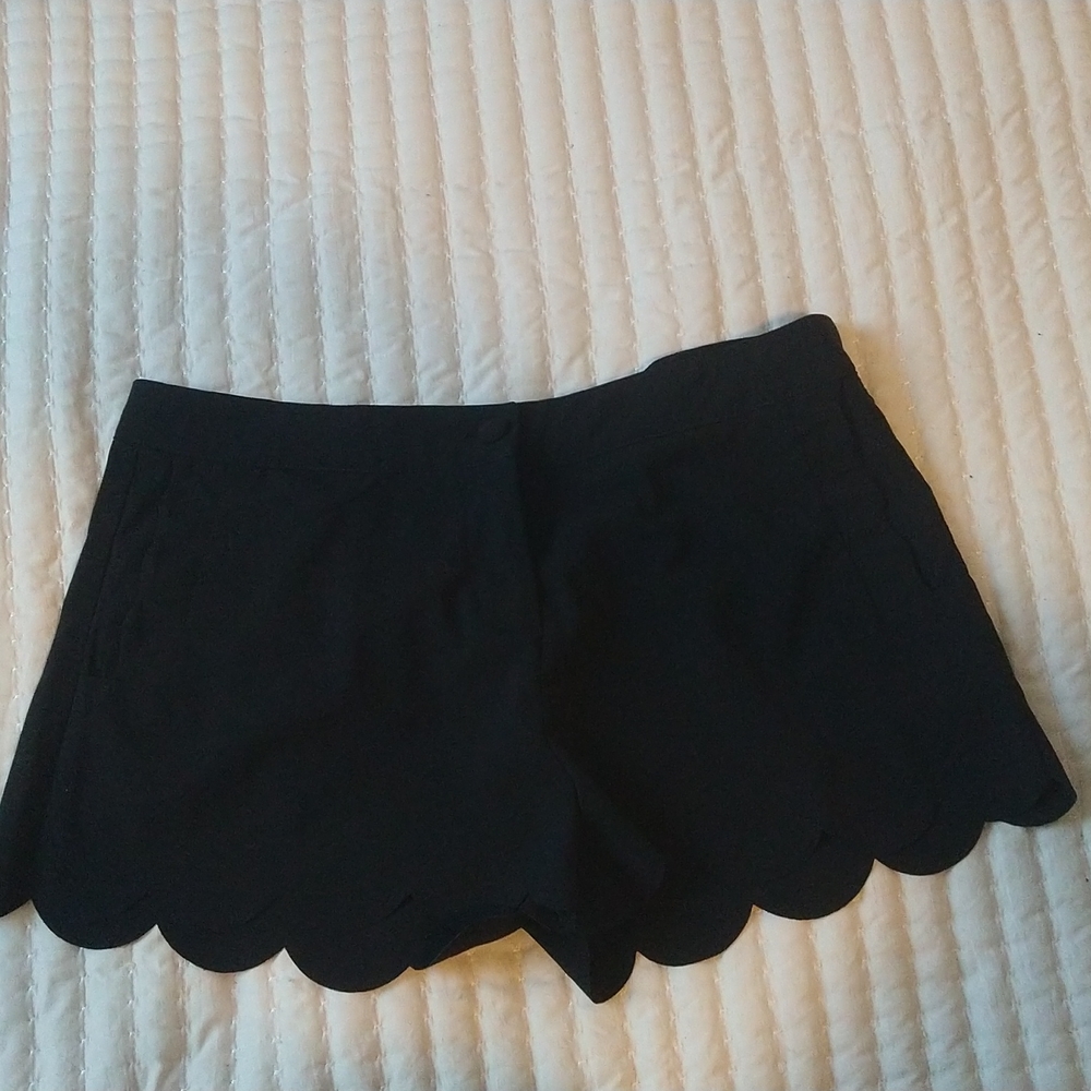 Black scalloped shorts